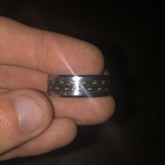Limited edition tungsten ring - Picture 2 of 2
